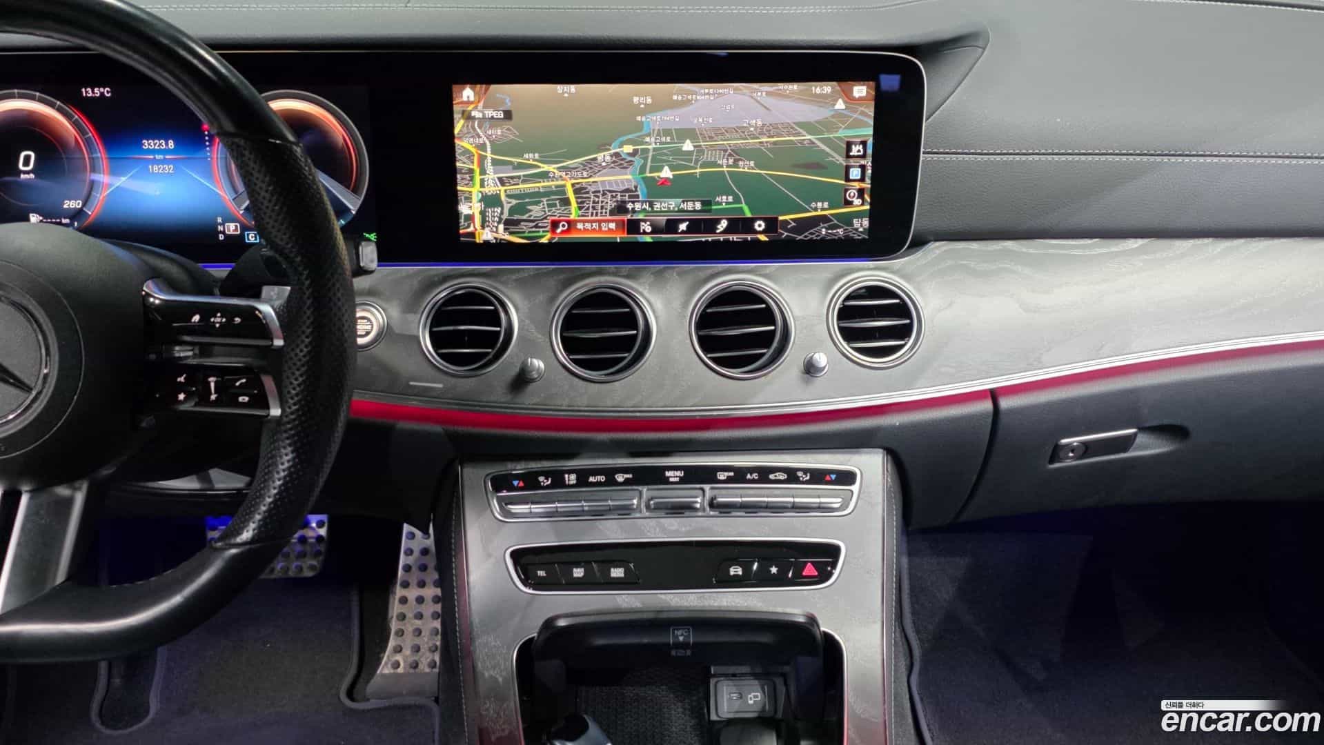 E-Class Mercedes-Benz 2022.4-OPTION-018
