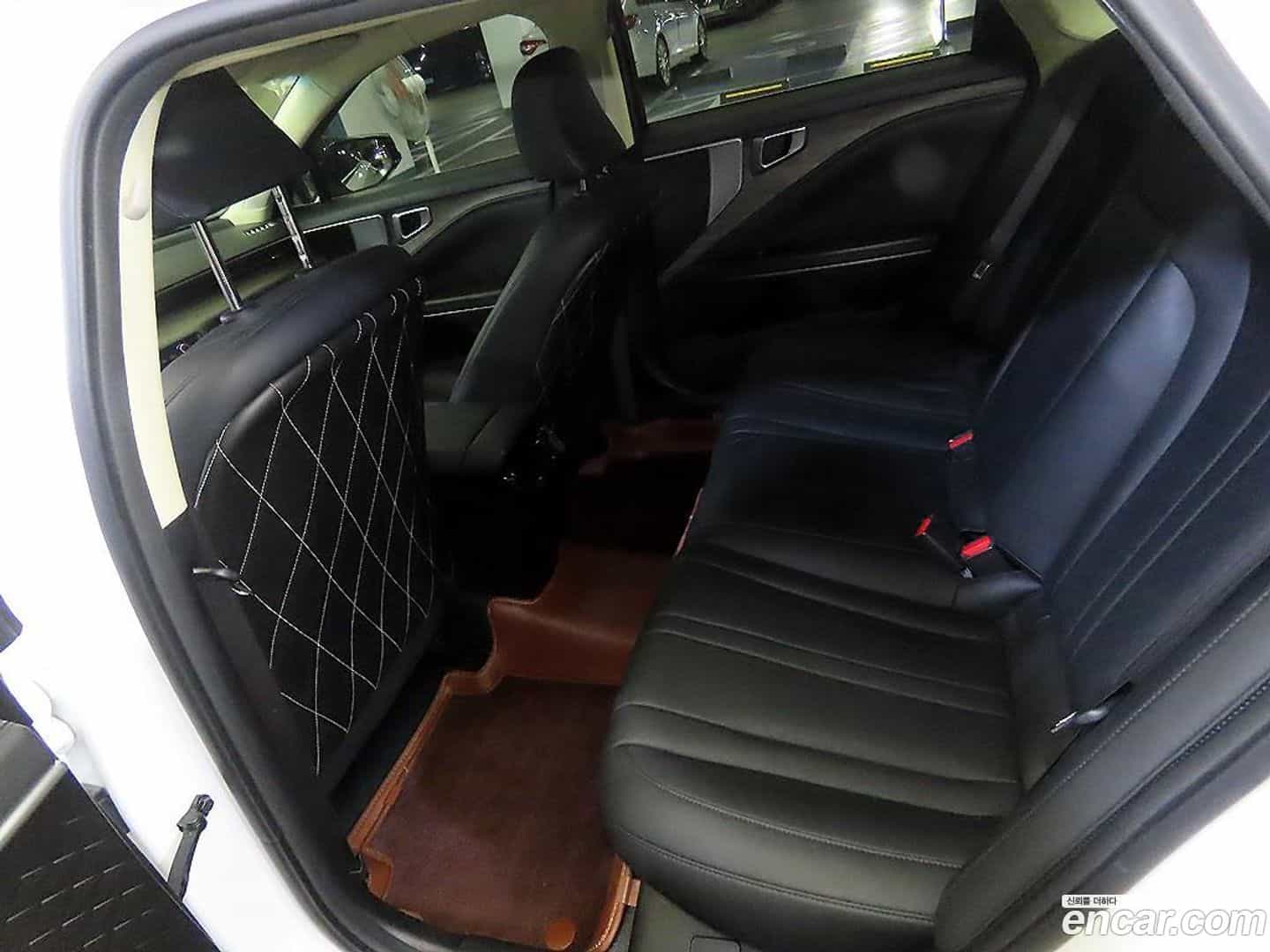 K8 Kia 2023.2-INNER-007