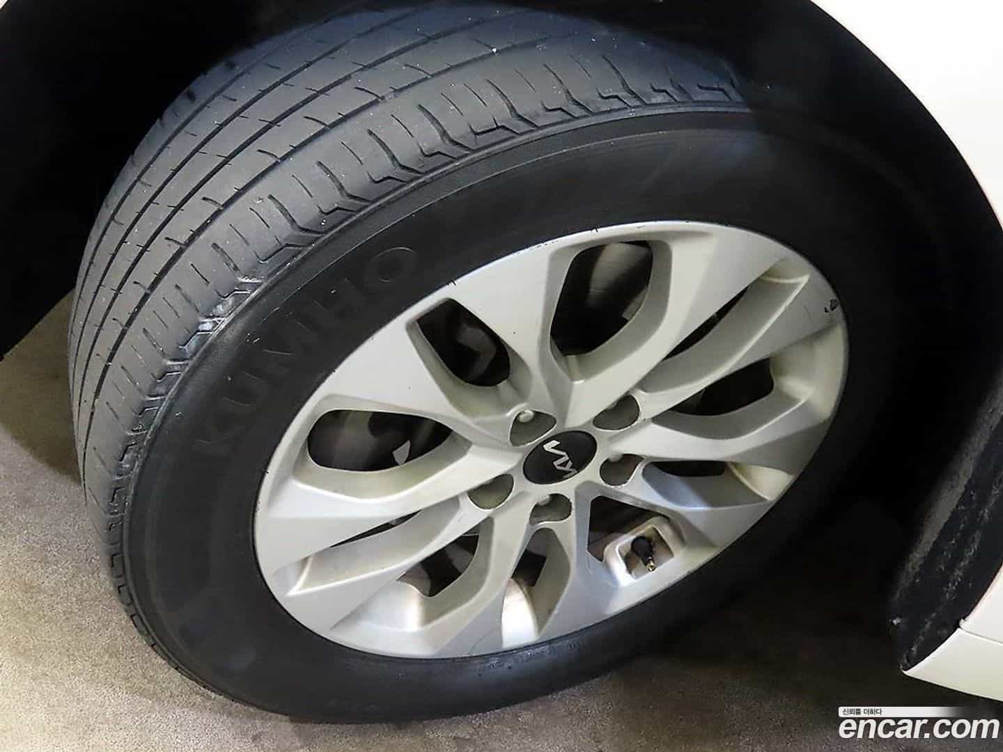 K8 Kia 2023.2-OPTION-024
