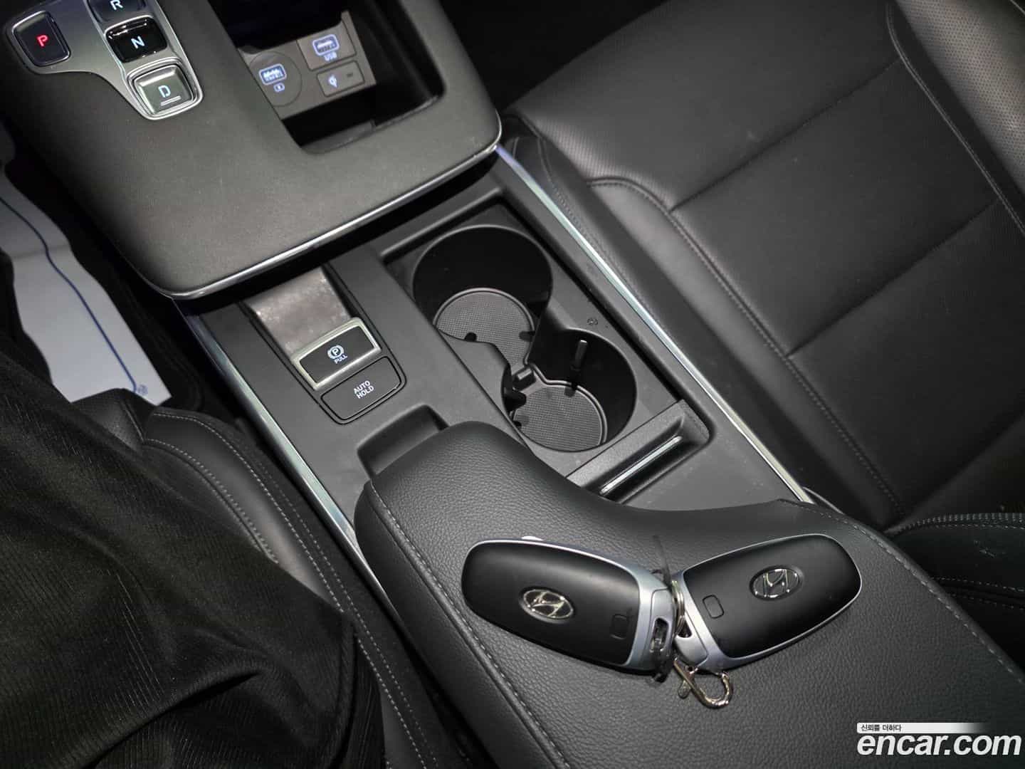 Grandeur Hyundai 2021.4-OPTION-015