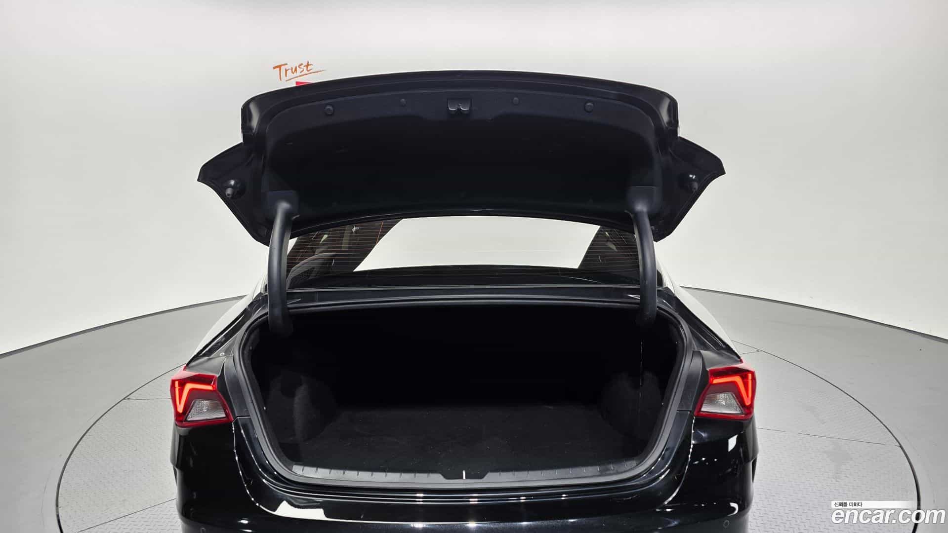 K5 Kia 2022.1-OPTION-024