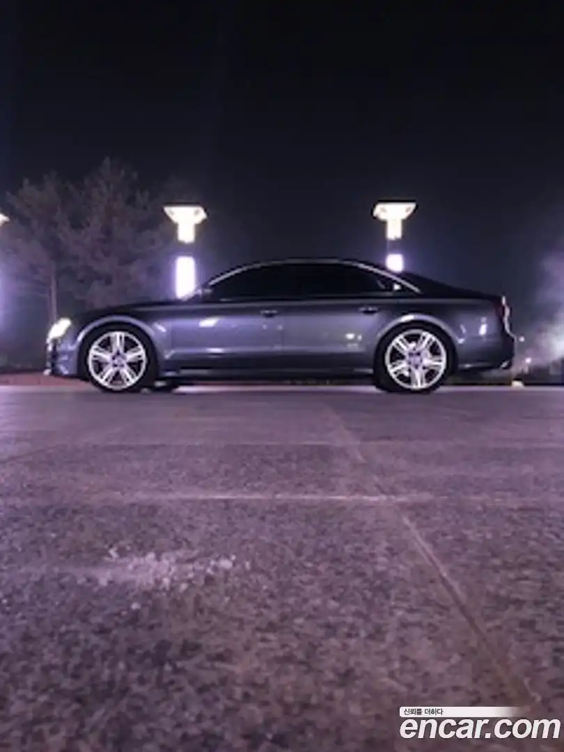 S8 Audi 2016.0-OUTER-006