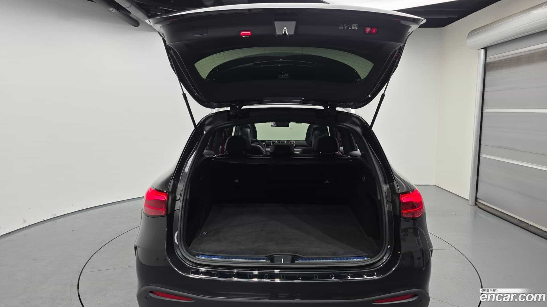 GLC-Class Mercedes-Benz 2024.4-OPTION-024