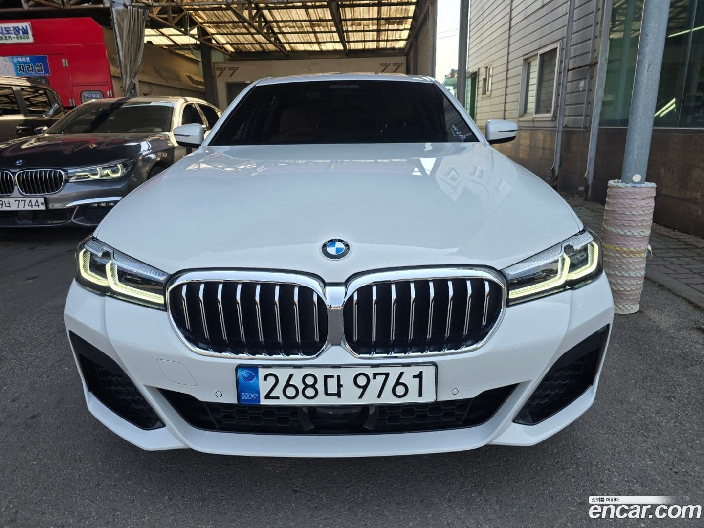 Main__Slider__Photo:5-Series BMW 2022.8-0