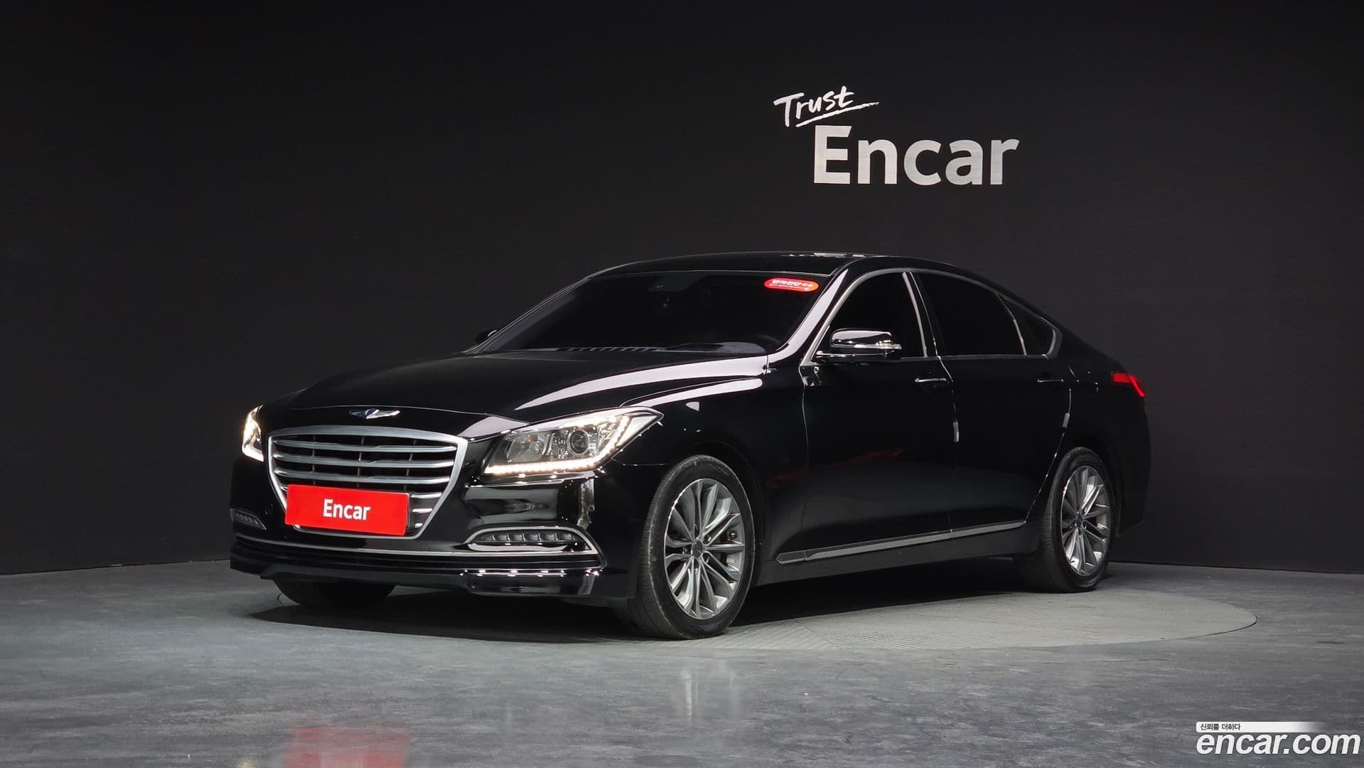 Main__Slider__Photo:Genesis Hyundai 2014.4-0