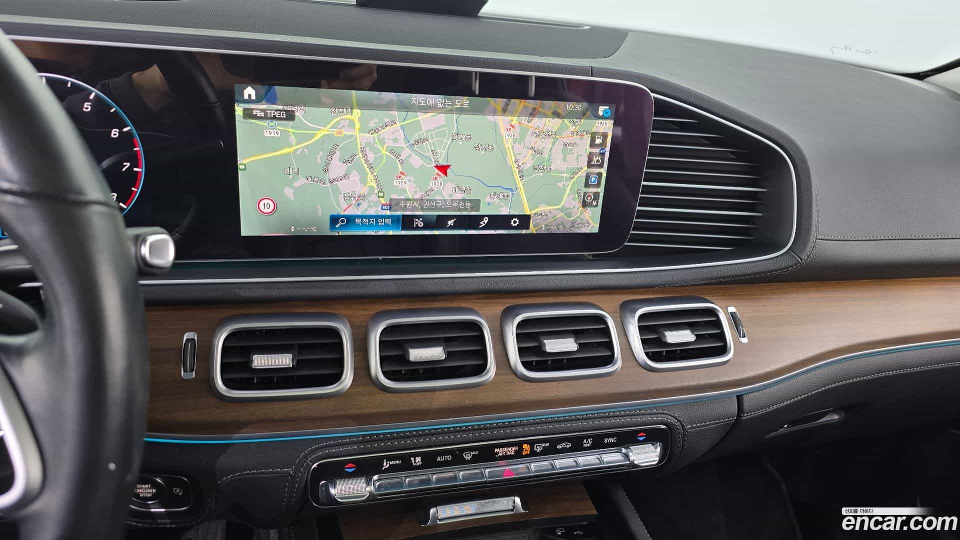 GLE-Class Mercedes-Benz 2020.8-OPTION-018