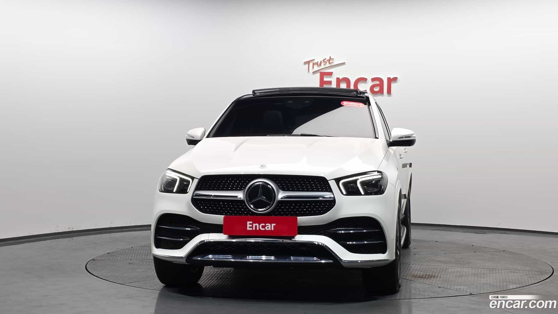 GLE-Class Mercedes-Benz 2021.1-OUTER-003