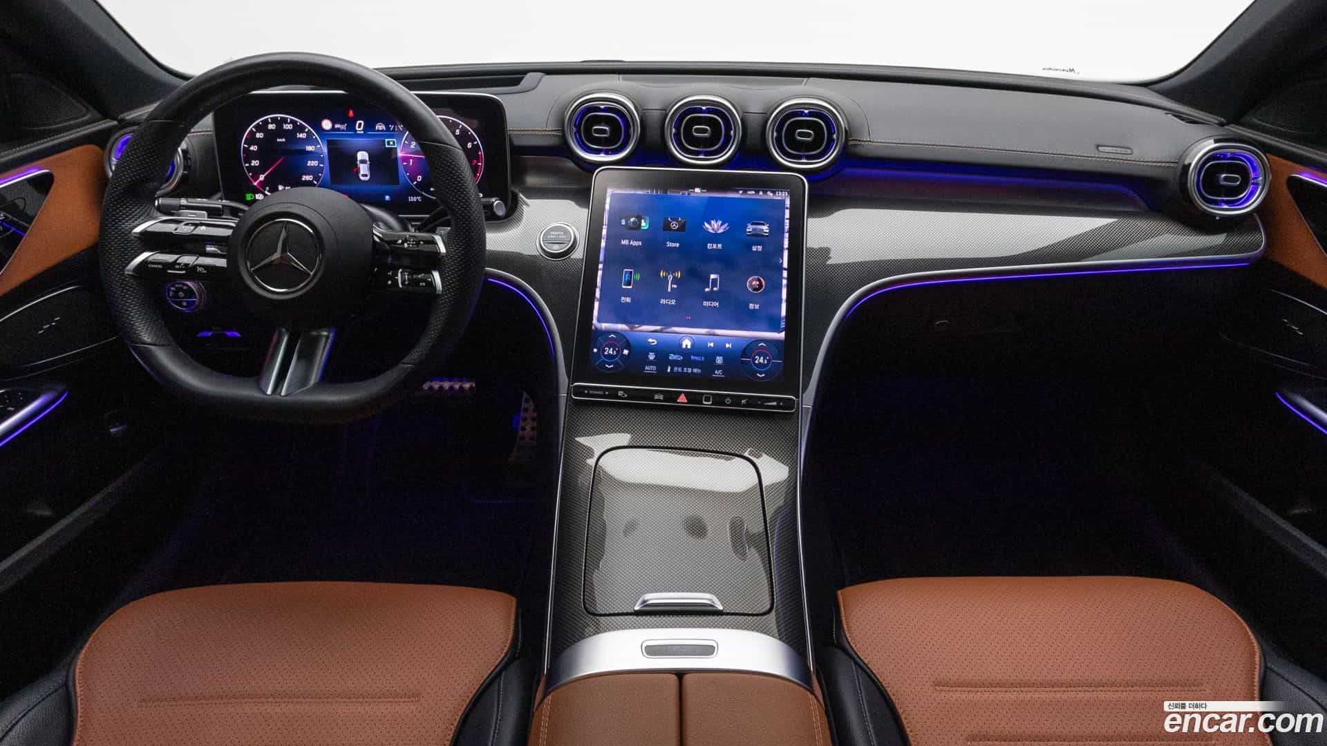 C-Class Mercedes-Benz 2022.3-INNER-007