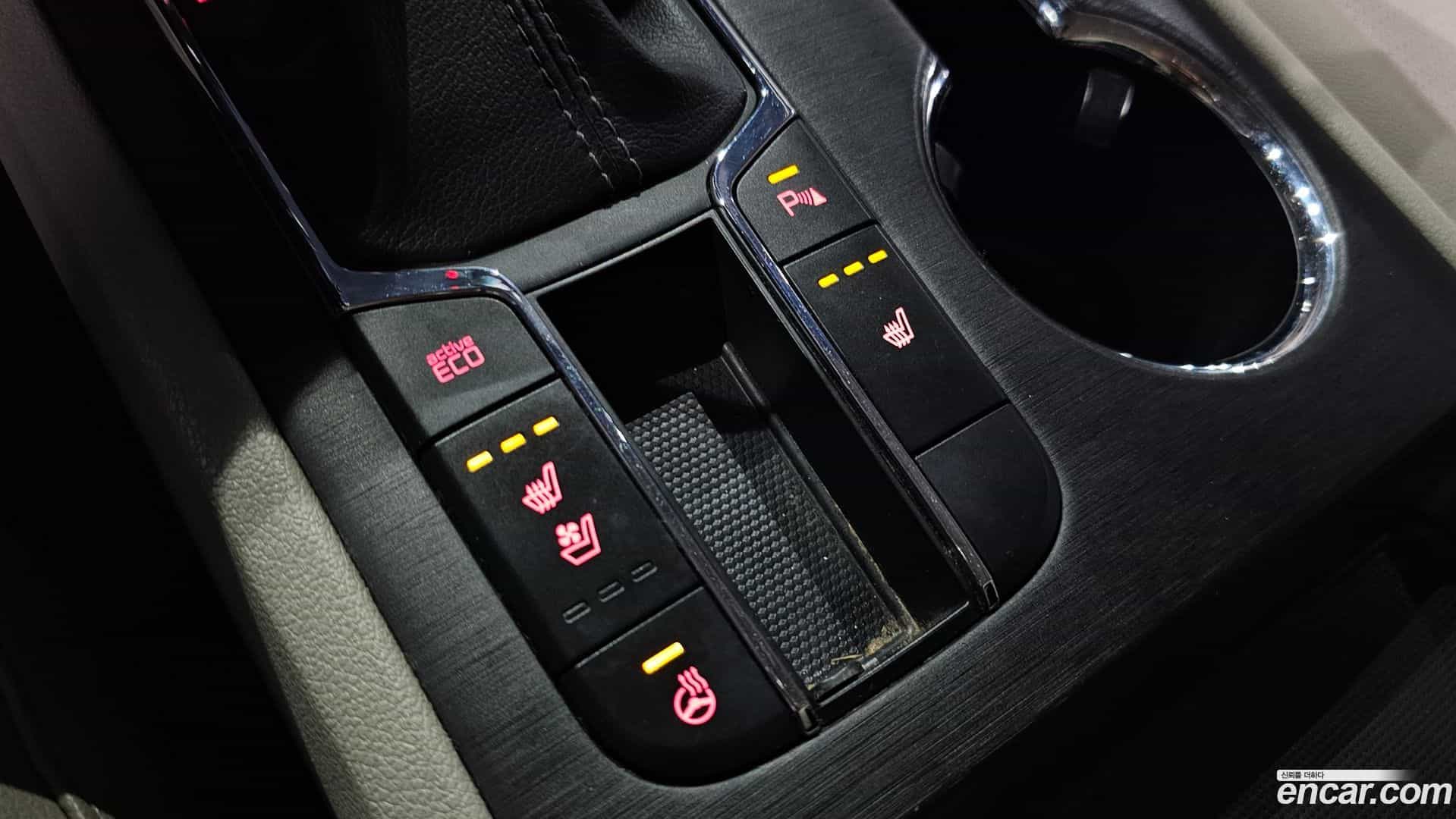 Canival Kia 2018.6-OPTION-023