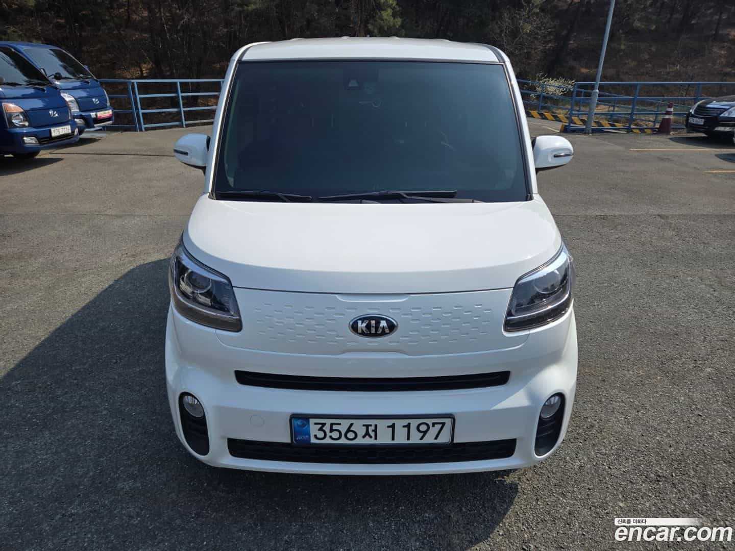 RAY Kia 2021.0-OUTER-001