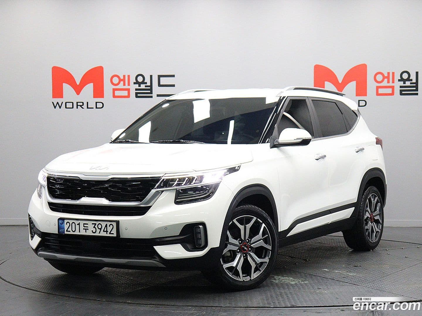 Main__Slider__Photo:Seltos Kia 2022.1-0