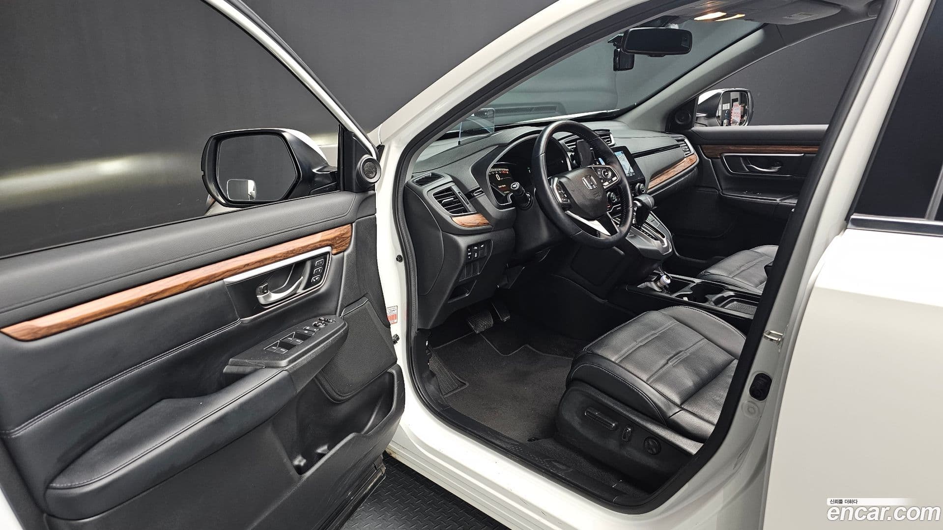 Main__Slider__Photo:CR-V Honda 2017.11-10