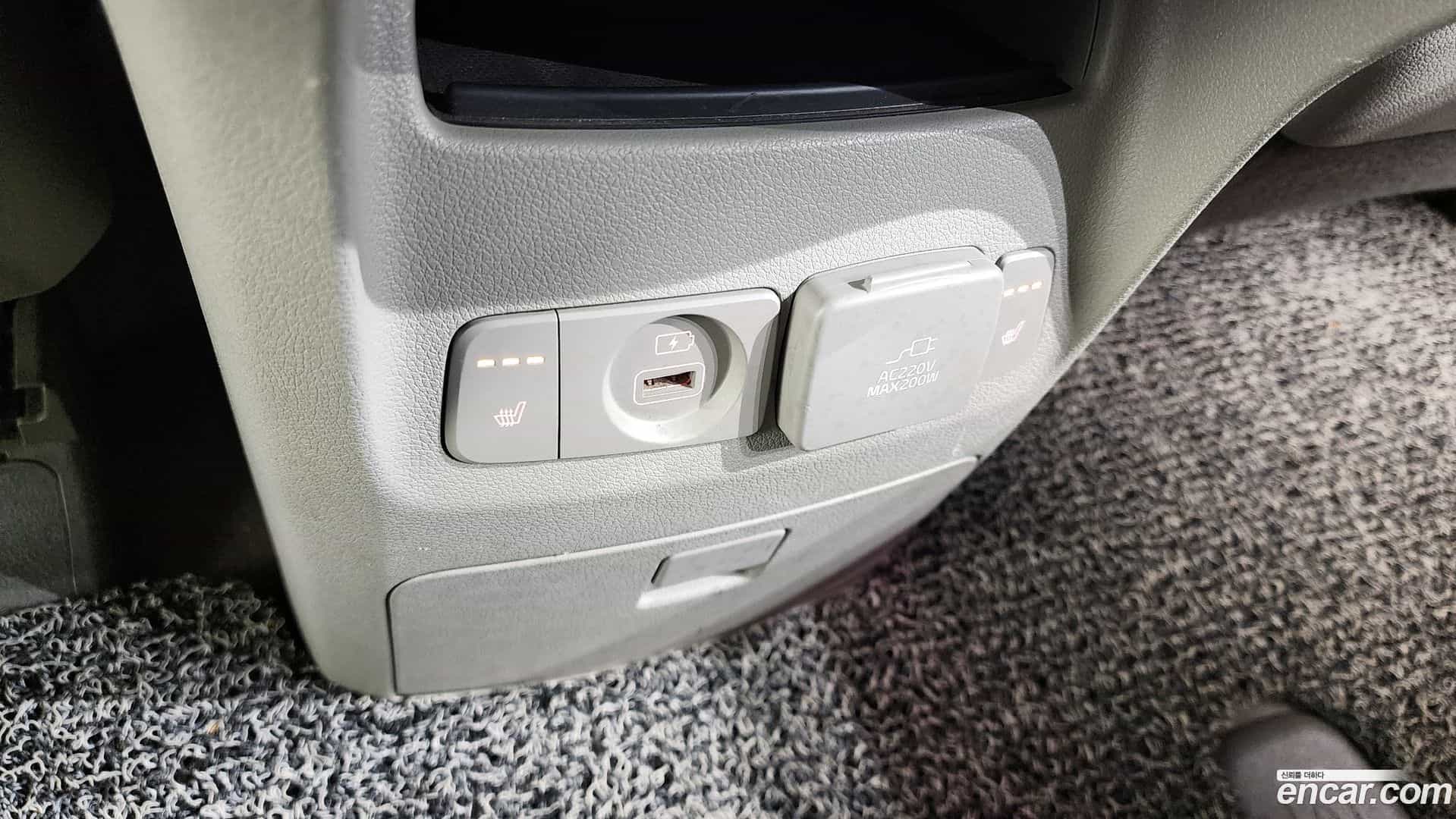 Canival Kia 2017.4-OPTION-023
