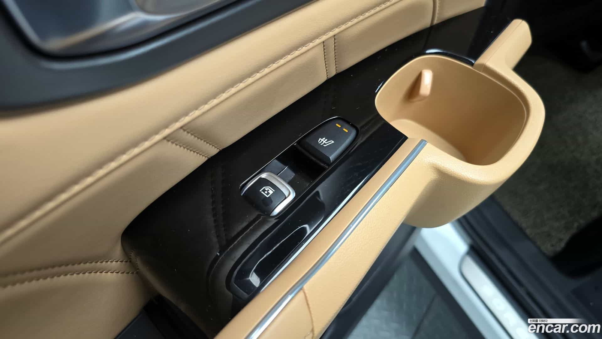 Sorento Kia 2023.1-OPTION-022