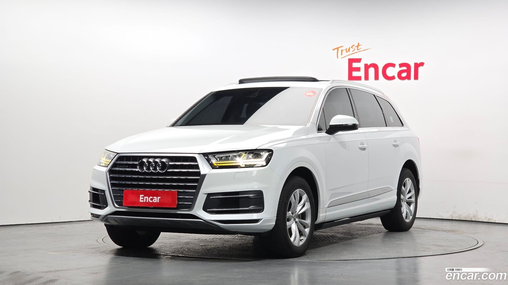 Main__Slider__Photo:Q7 Audi 2019.8-0