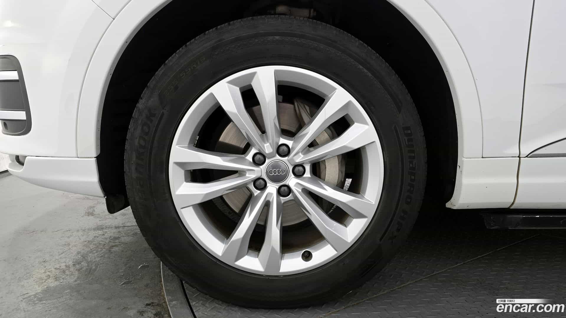 Q7 Audi 2019.8-OUTER-005