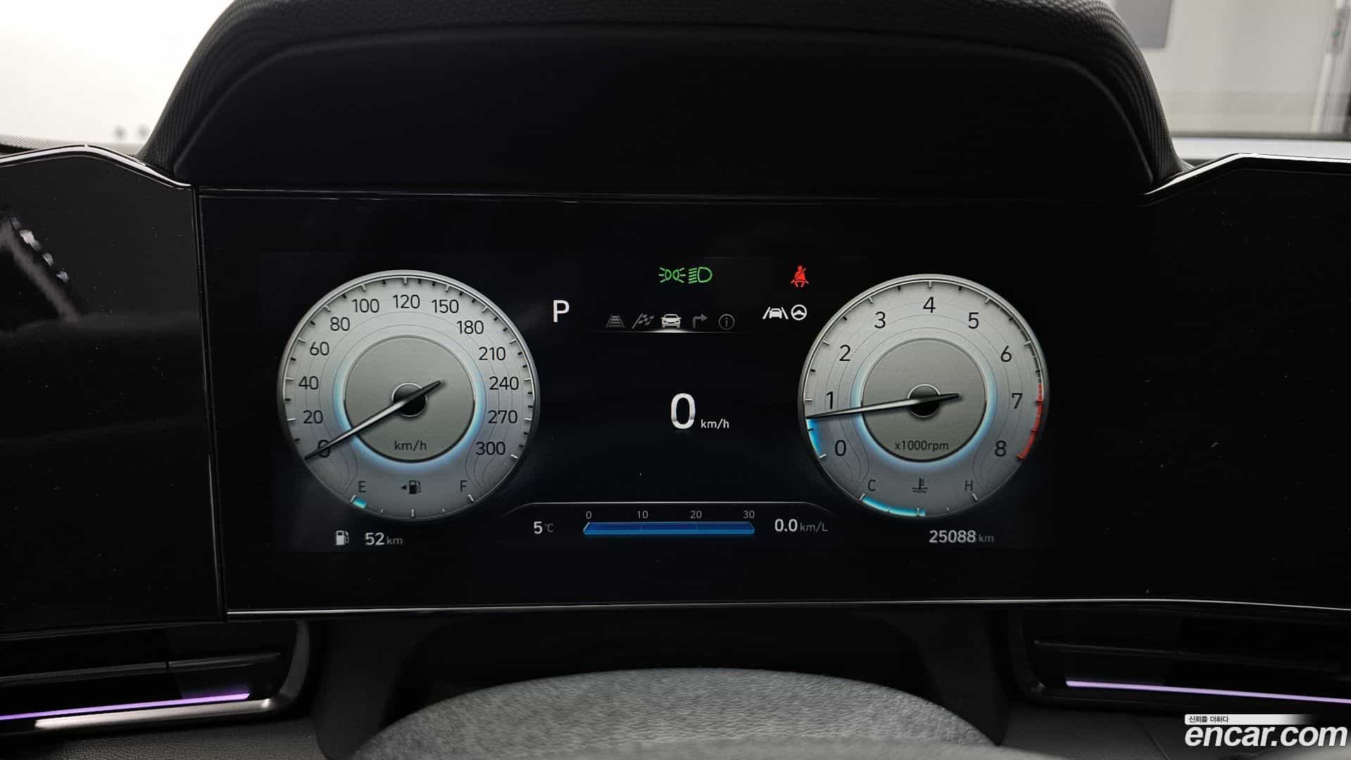 AVANTE Hyundai 2022.1-INNER-008