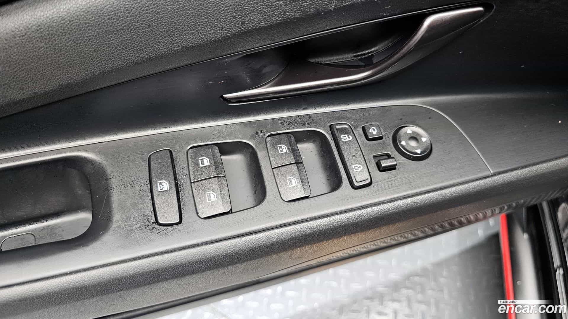 AVANTE Hyundai 2022.1-OPTION-018