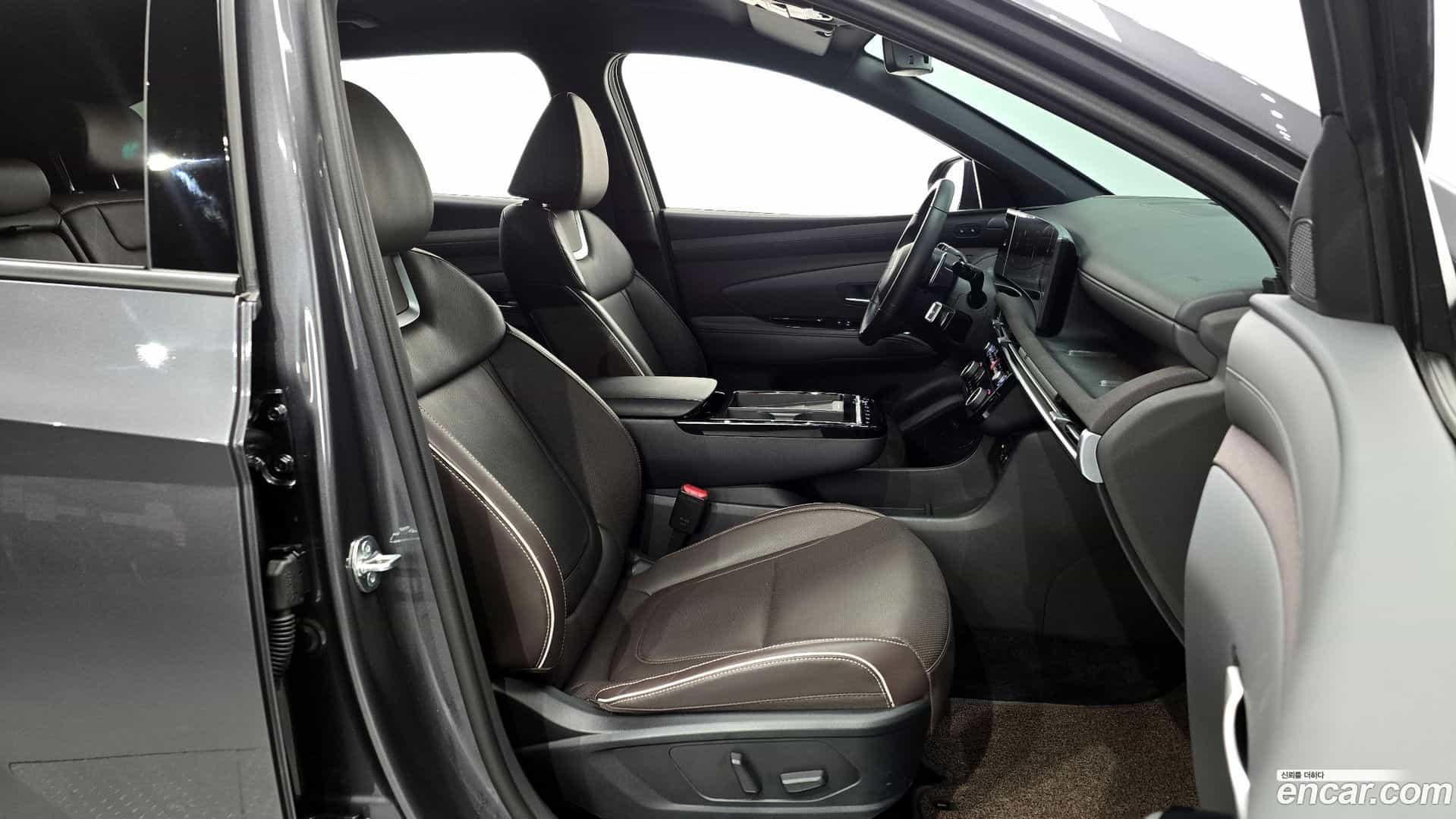 Tucson Hyundai 2025.2-INNER-010