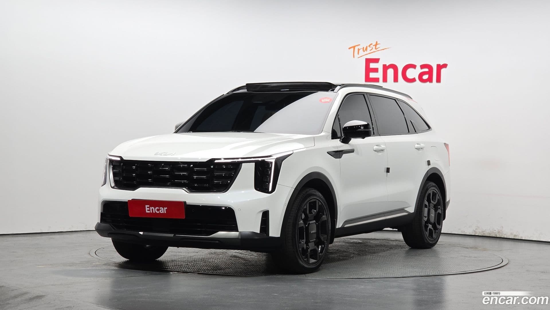 Main__Slider__Photo:Sorento Kia 2024.5-0
