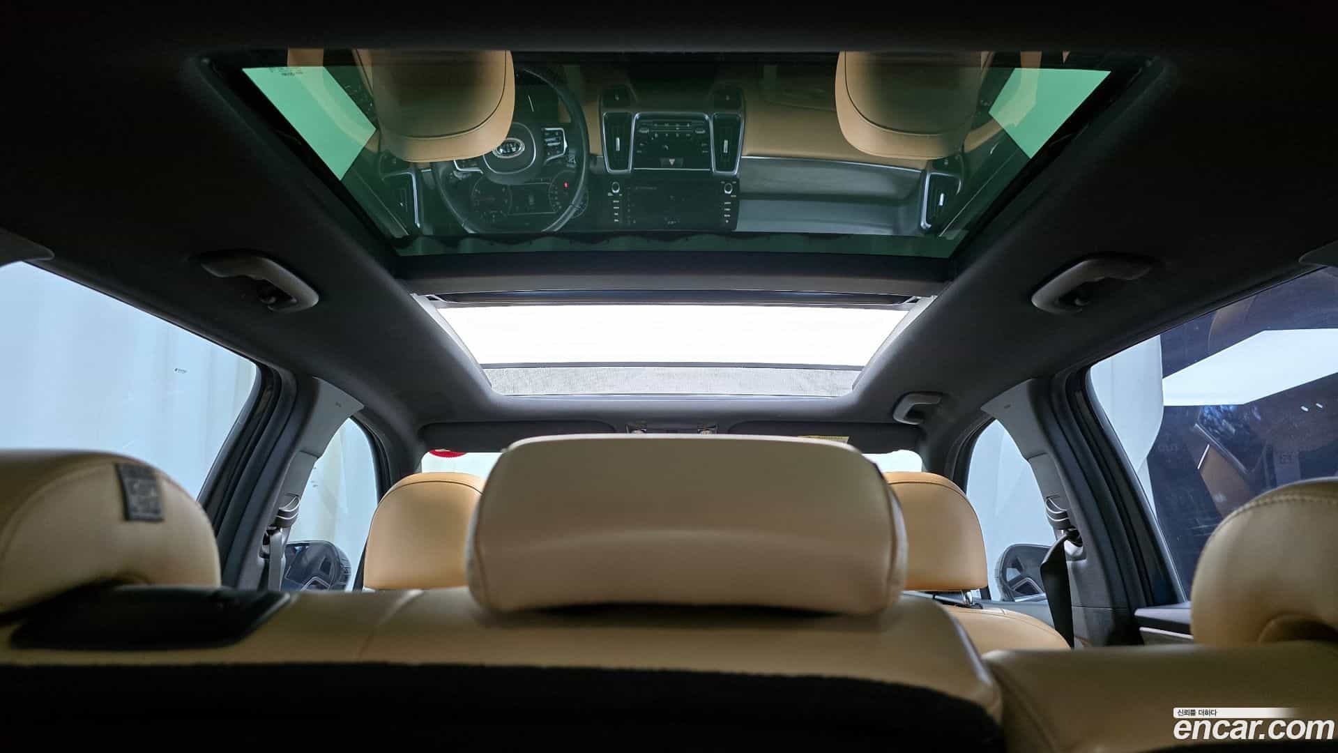 Sorento Kia 2021.3-OPTION-023