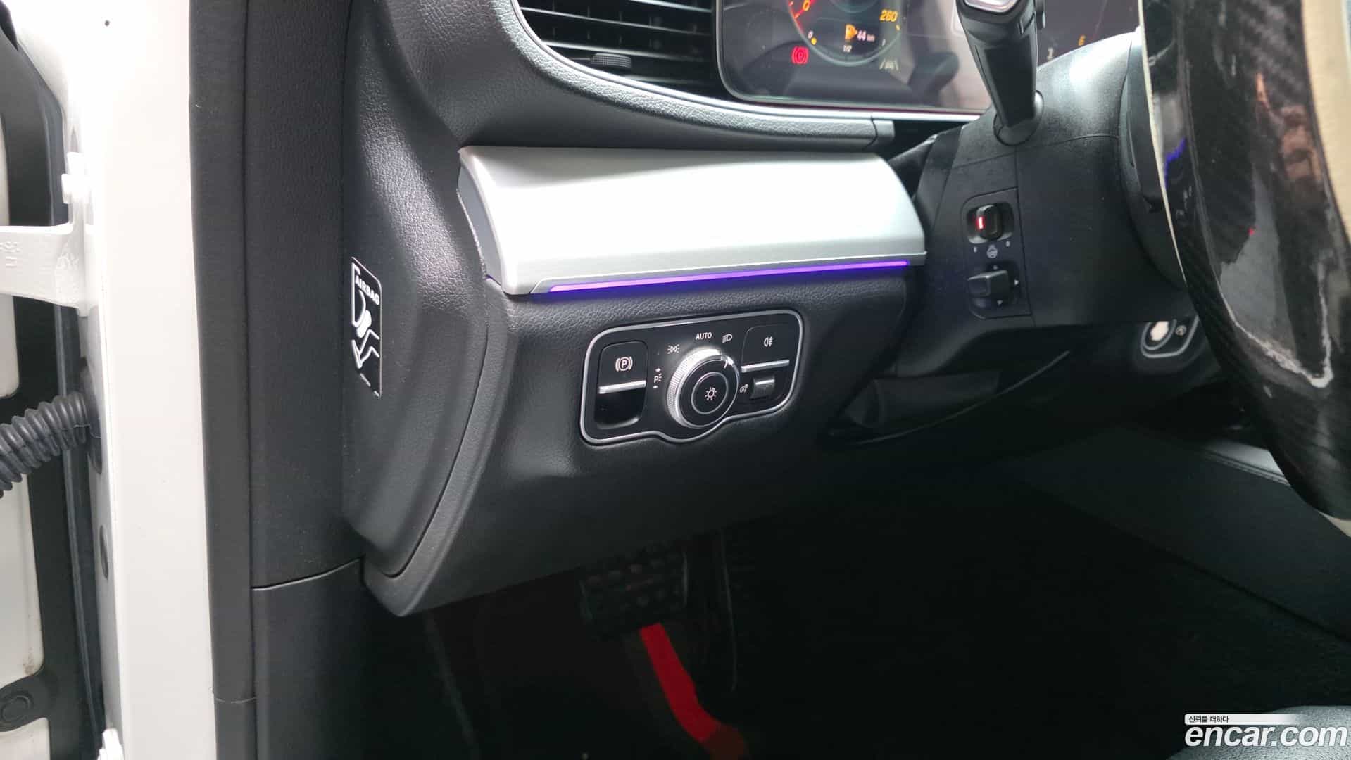 GLE-Class Mercedes-Benz 2020.7-OPTION-018