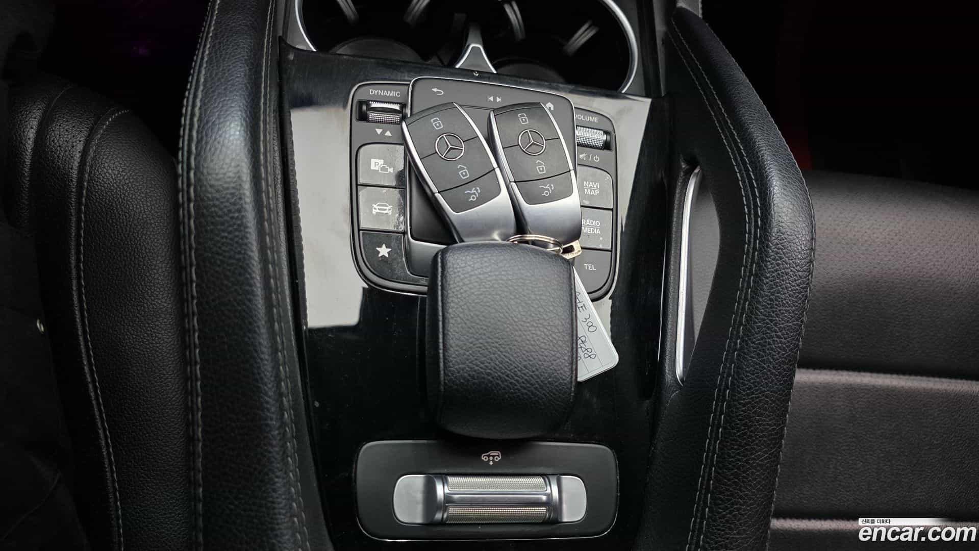 GLE-Class Mercedes-Benz 2020.7-OPTION-021