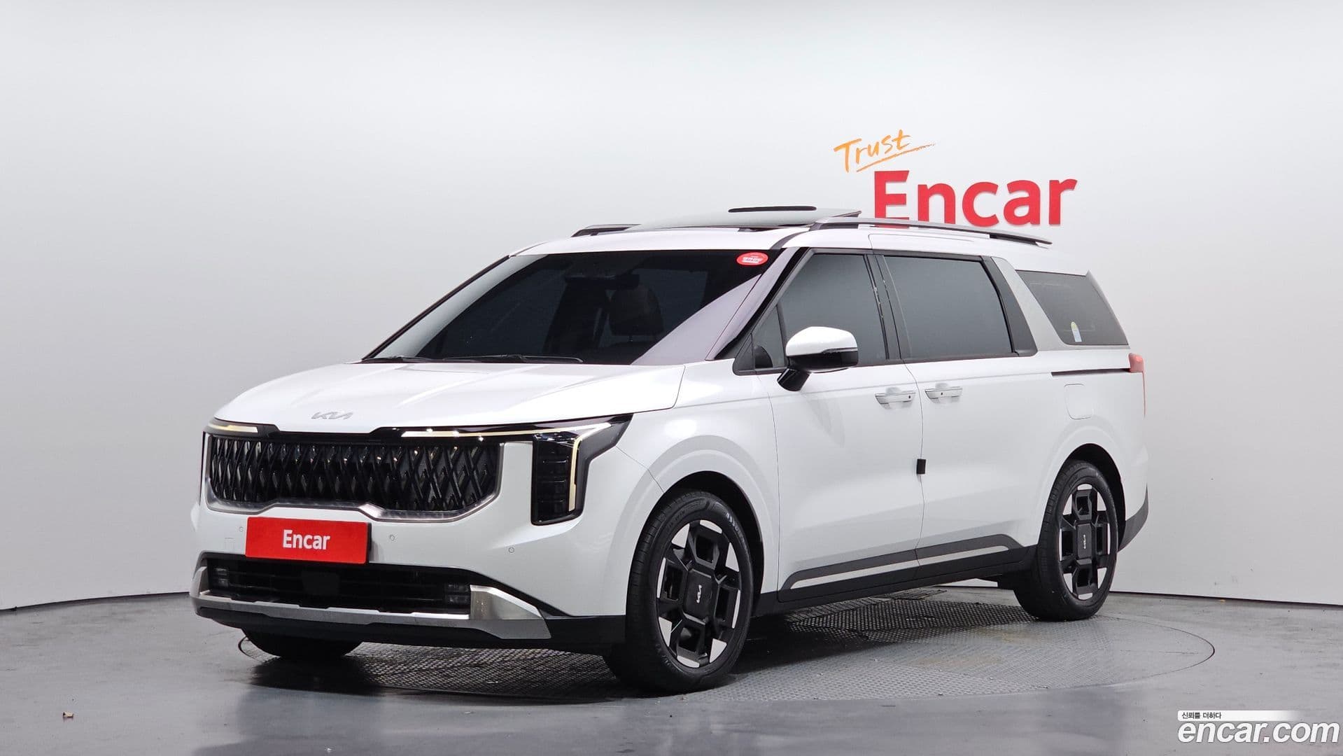 Main__Slider__Photo:Canival Kia 2024.0-0