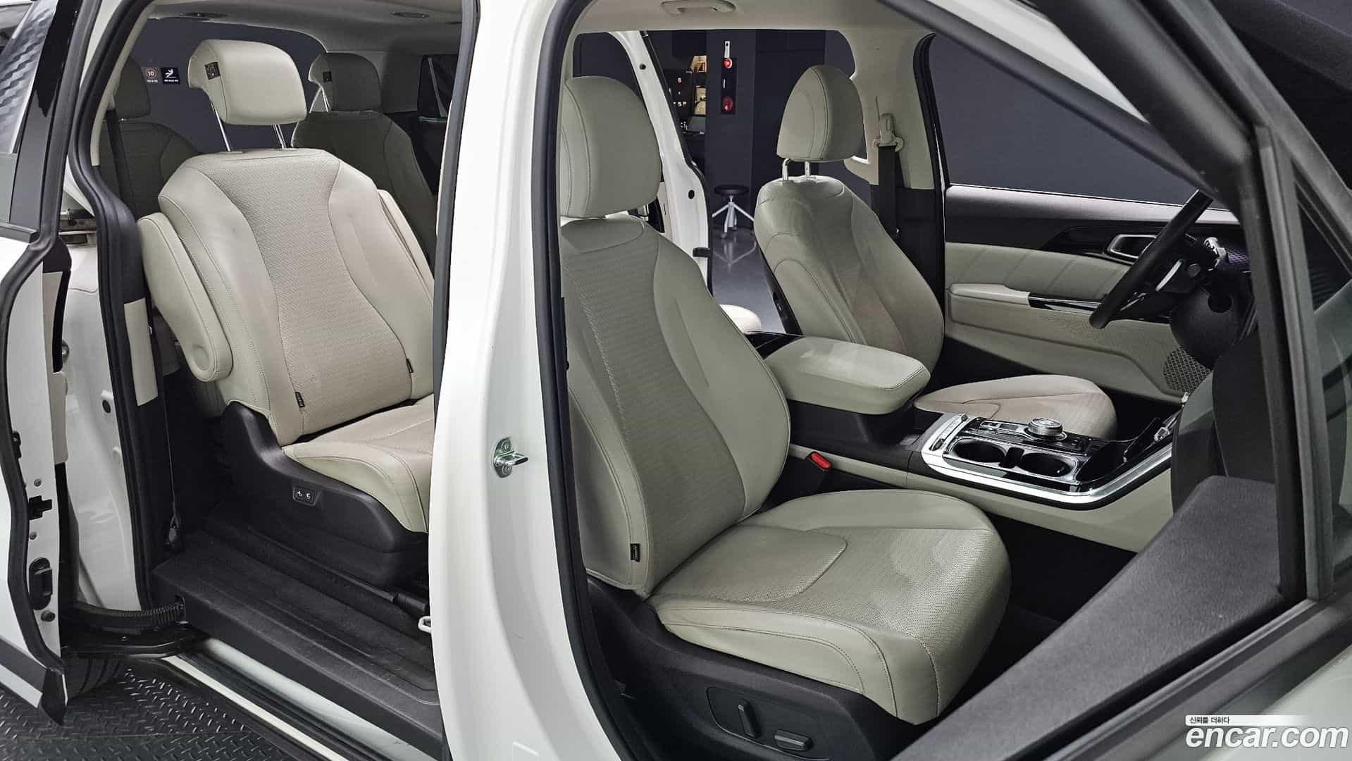 Canival Kia 2021.1-INNER-010
