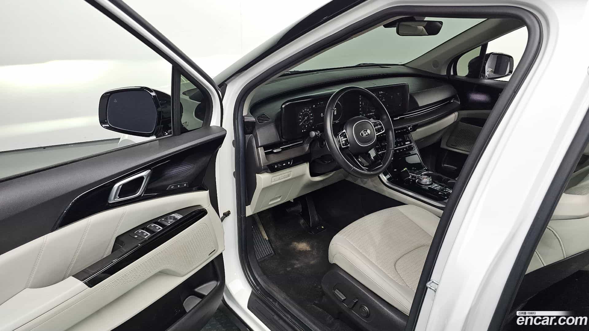 Canival Kia 2021.1-OPTION-015
