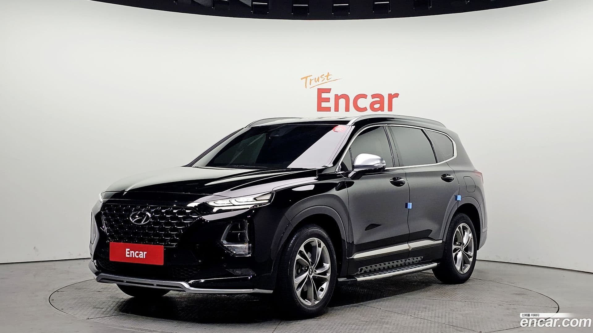 Main__Slider__Photo:Santafe Hyundai 2019.5-0