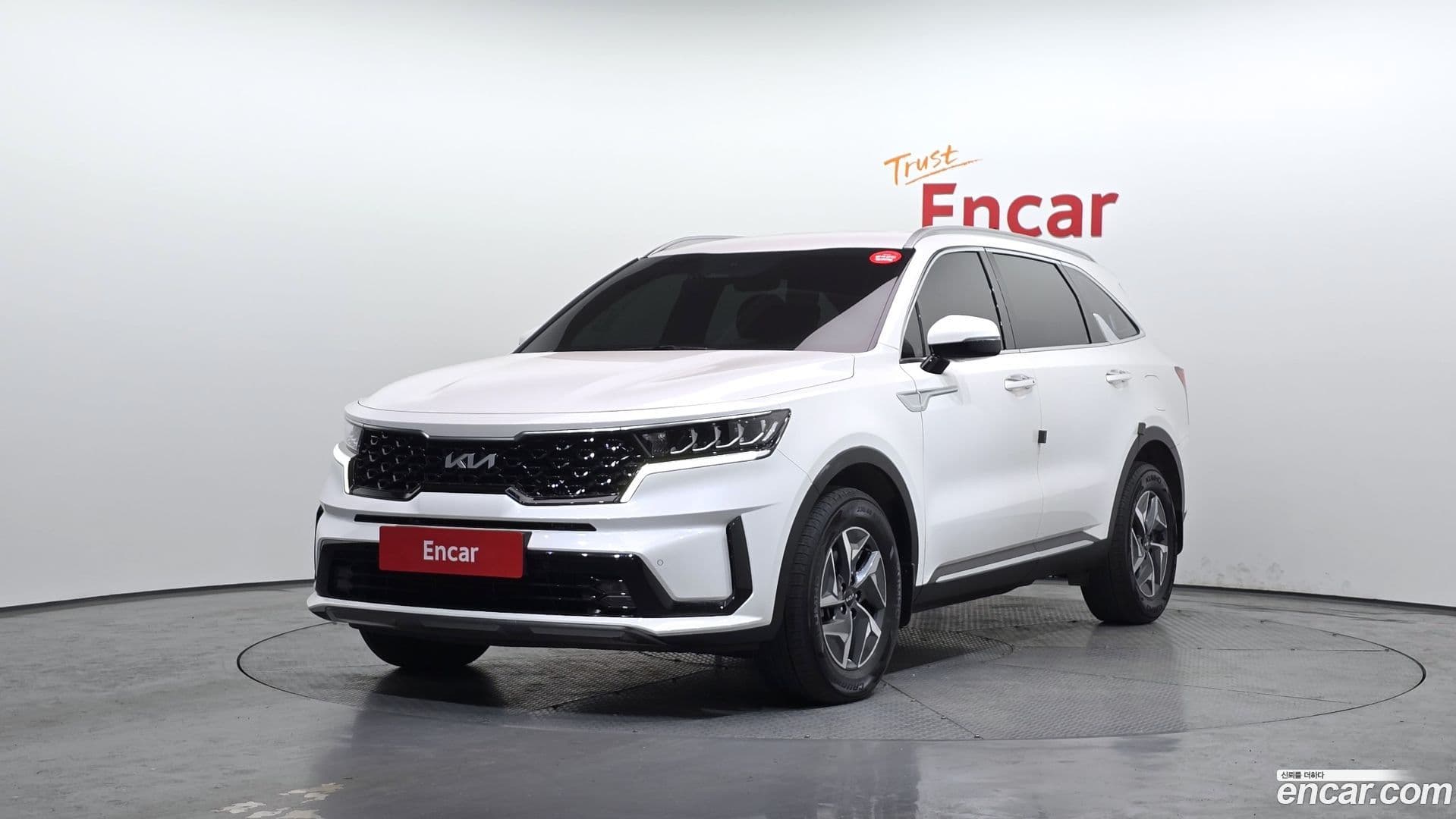 Main__Slider__Photo:Sorento Kia 2021.10-0