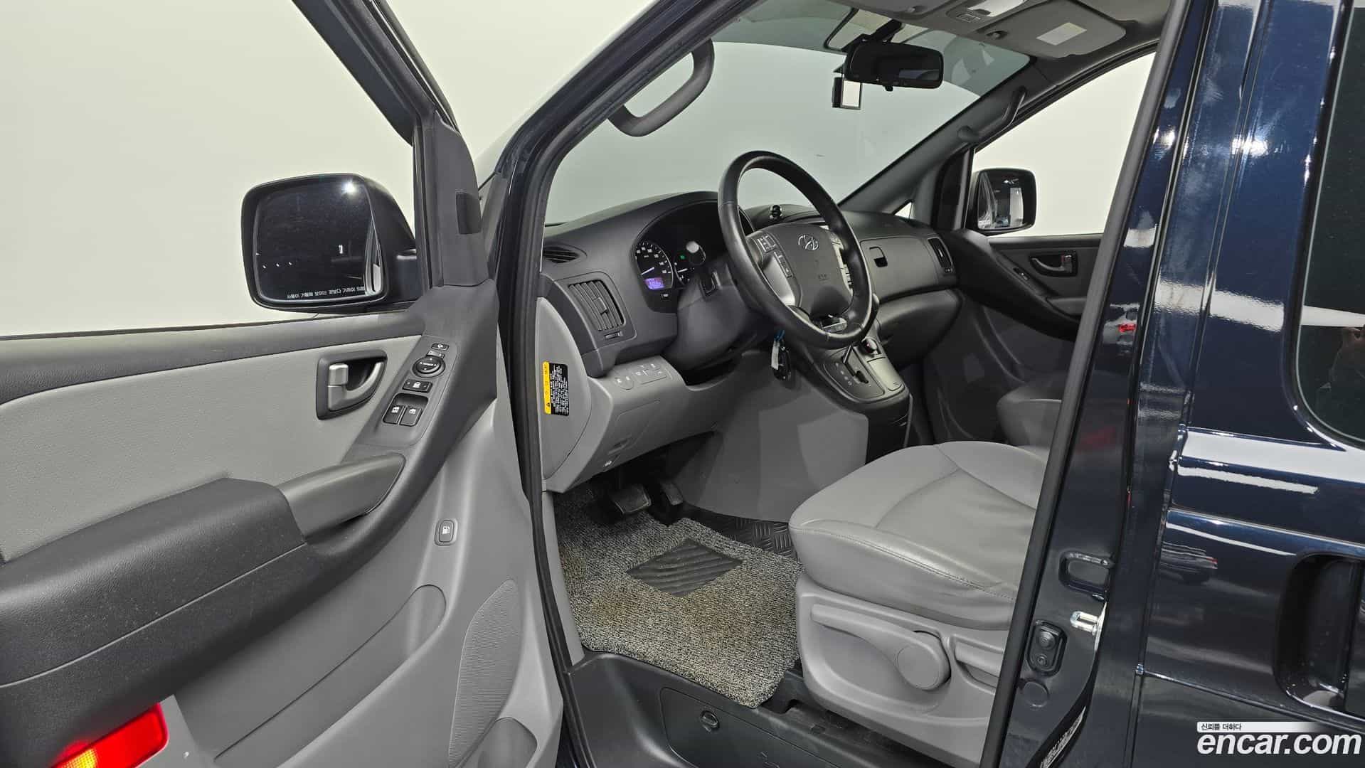 Starex Hyundai 2020.9-INNER-010