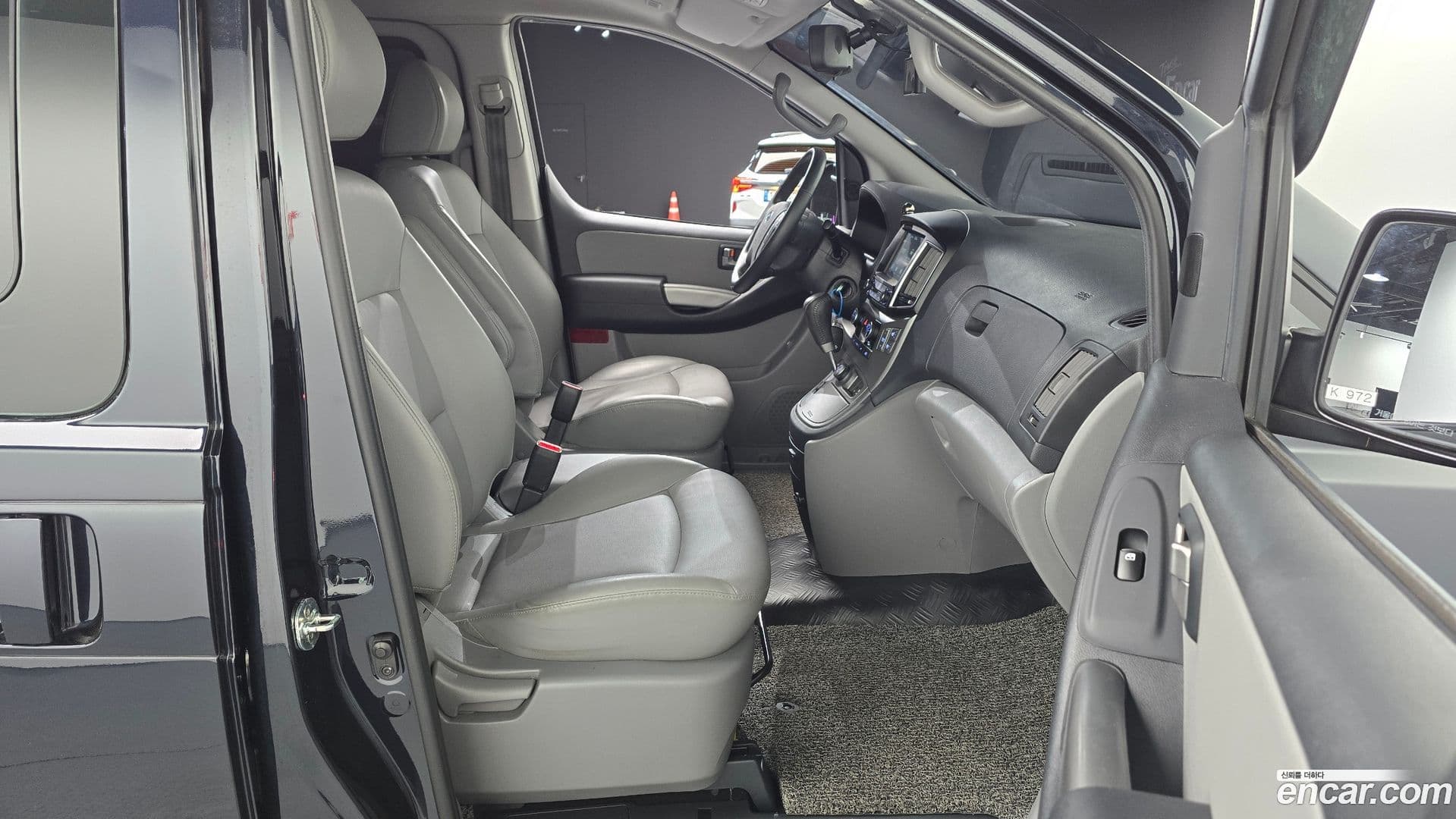 Main__Slider__Photo:Starex Hyundai 2020.9-10