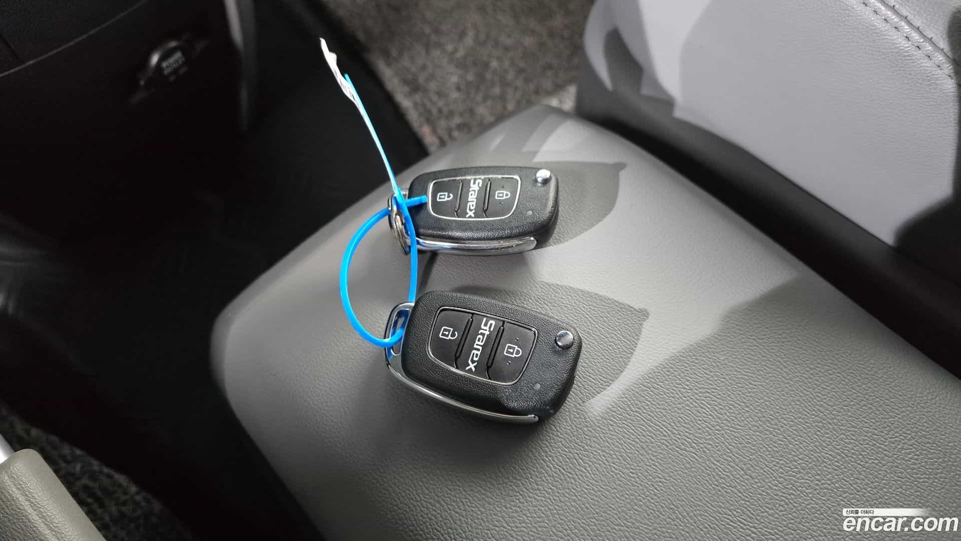 Starex Hyundai 2020.9-OPTION-021