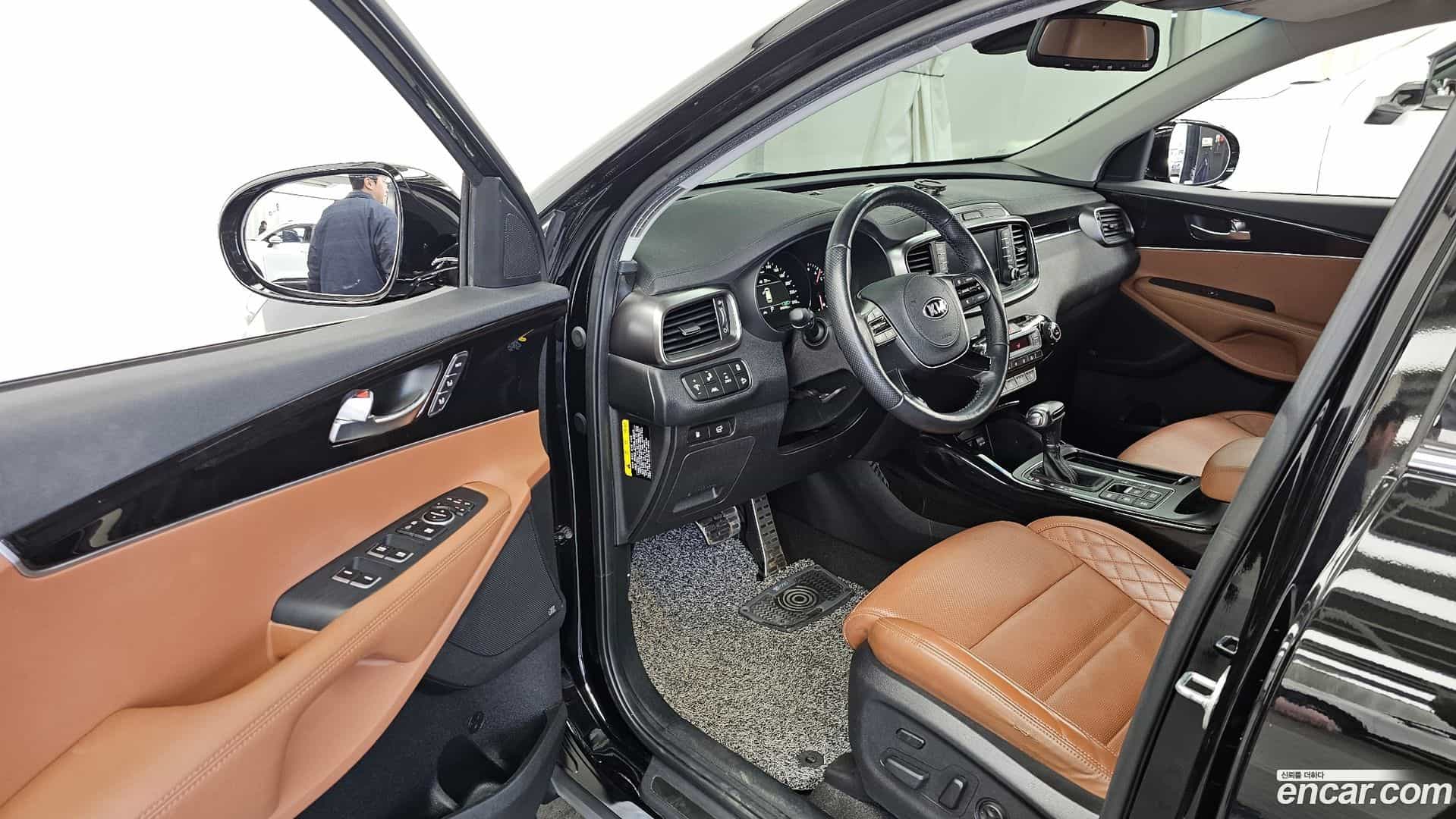 Sorento Kia 2018.9-INNER-010