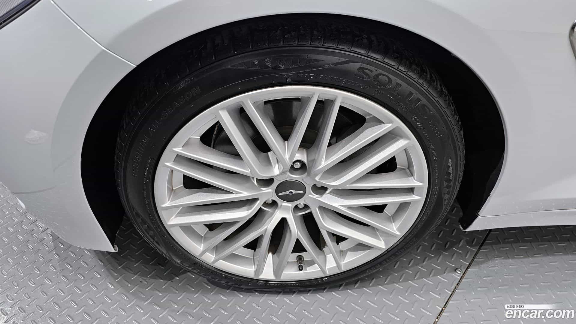 G70 Genesis 2018.10-OUTER-005