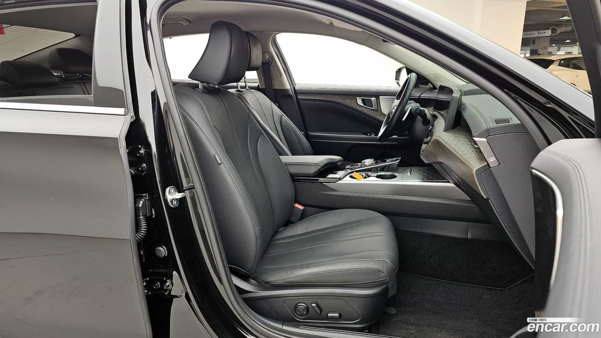 K8 Kia 2022.11-INNER-010
