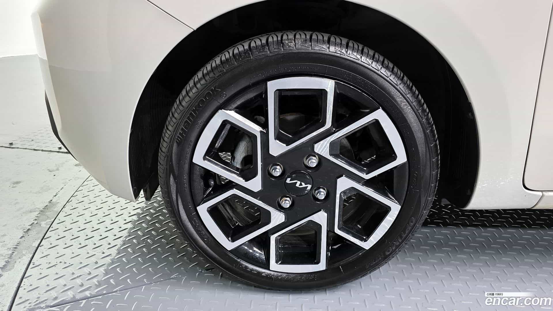 RAY Kia 2023.0-OUTER-005