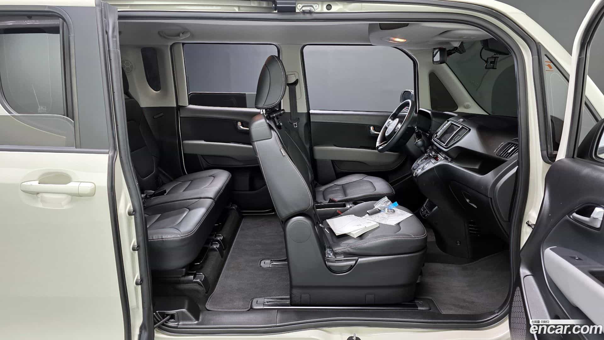 RAY Kia 2023.0-INNER-010