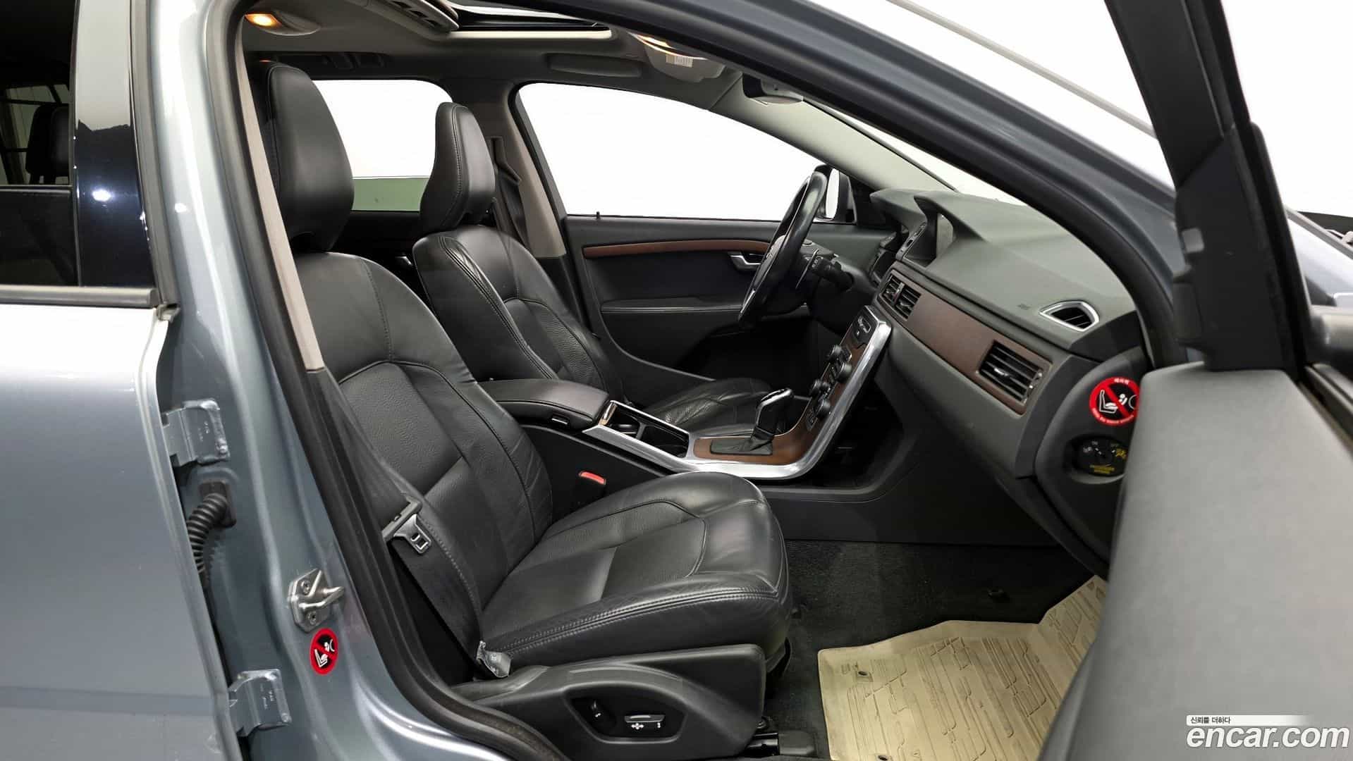 XC70 Volvo 2014.0-OPTION-015