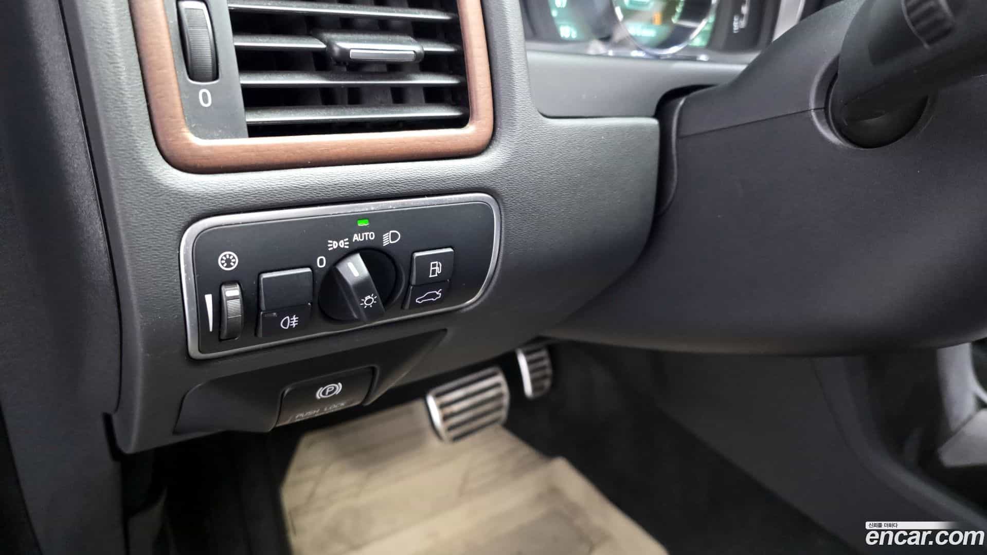 XC70 Volvo 2014.0-OPTION-023