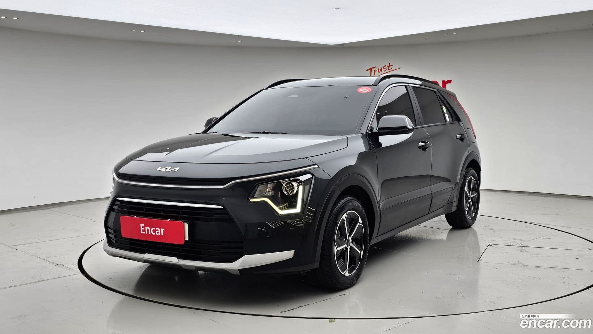 Main__Slider__Photo:Niro Kia 2024.1-0