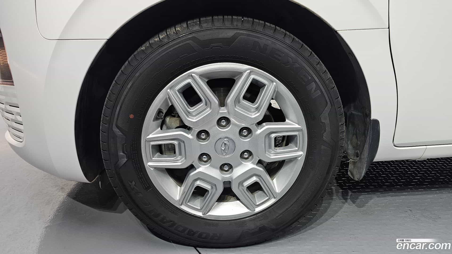 Staria Hyundai 2022.1-OUTER-005