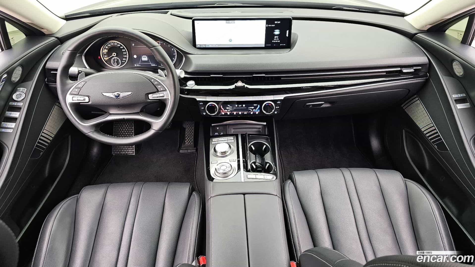 G80 Genesis 2023.2-INNER-007