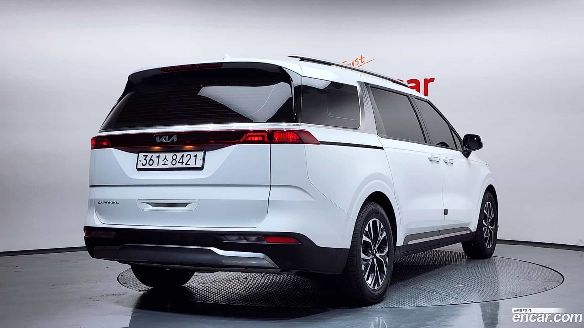 Canival Kia 2022.0-OUTER-002