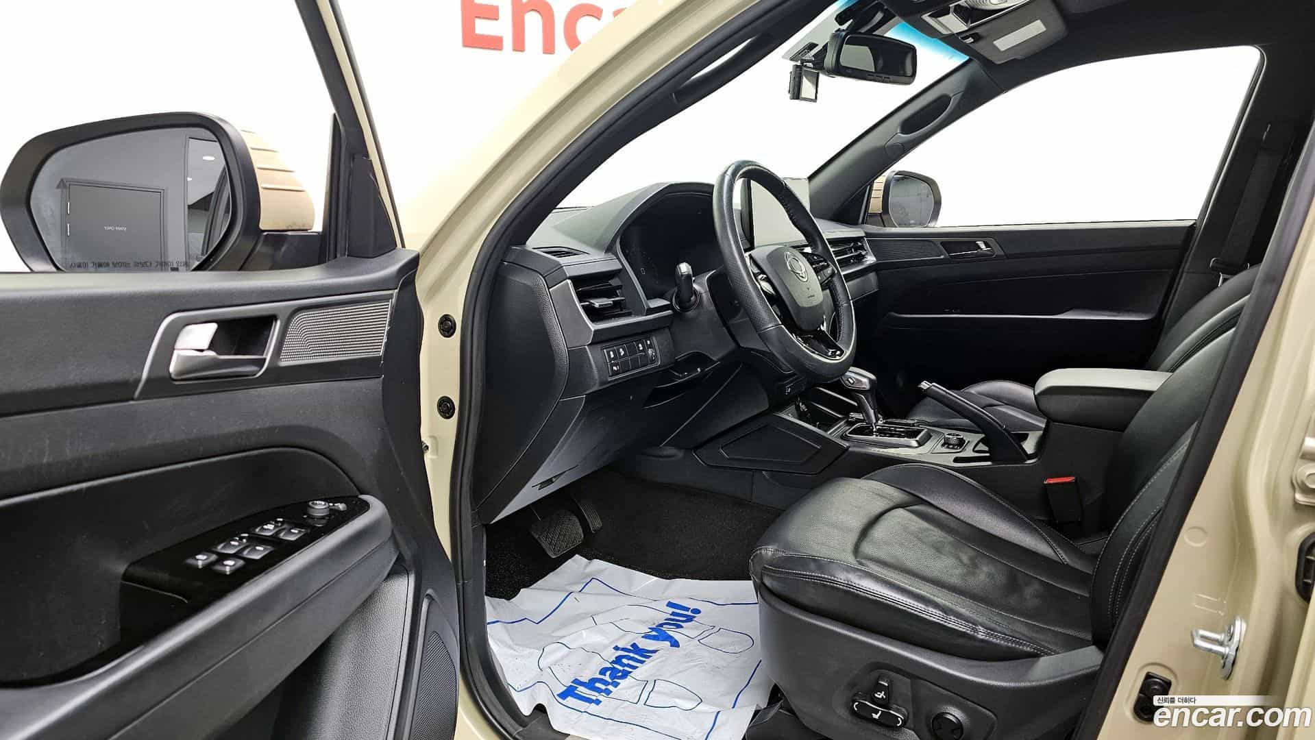 Rexton KG Mobility 2023.5-INNER-010