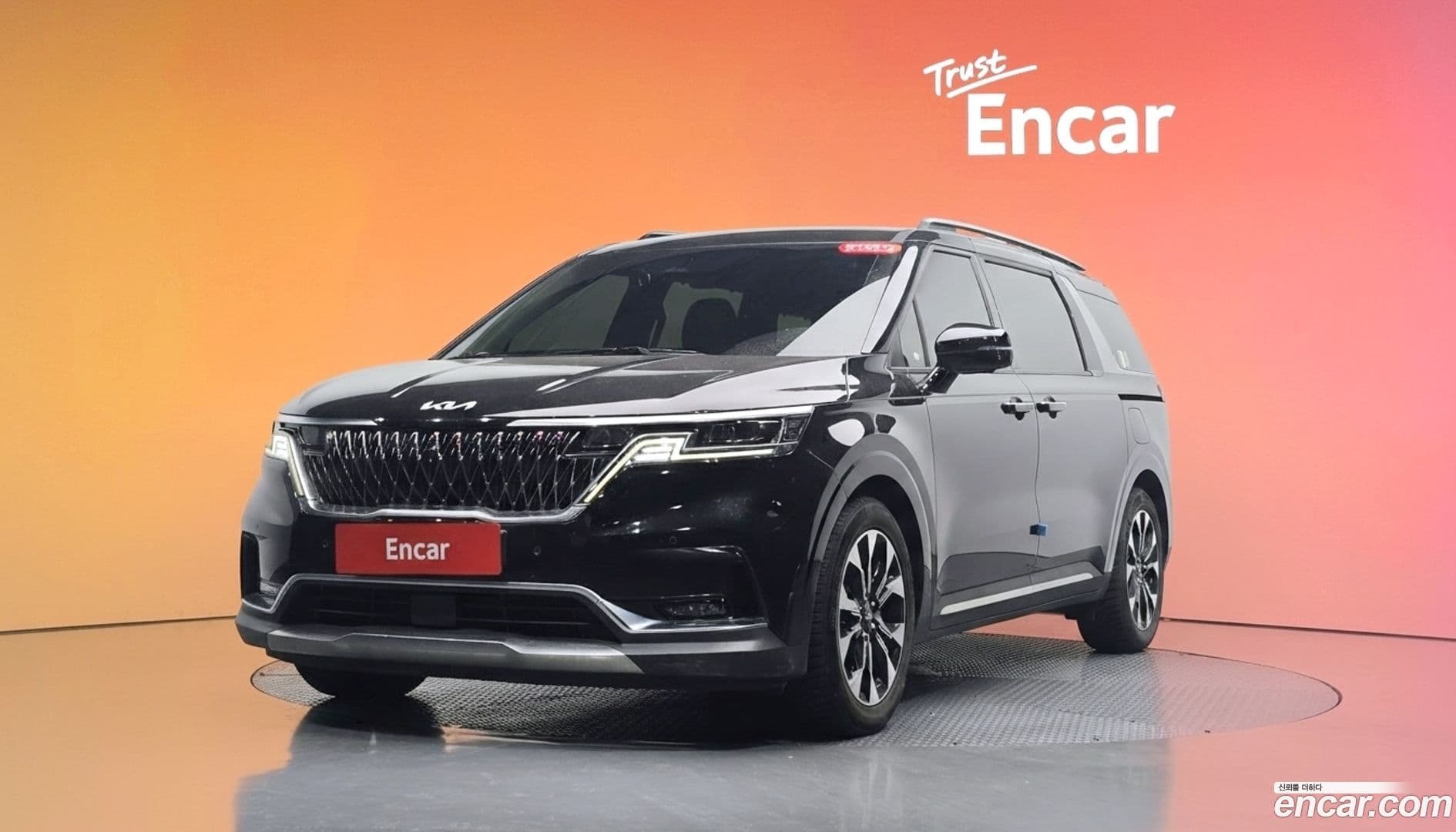 Main__Slider__Photo:Canival Kia 2022.4-0