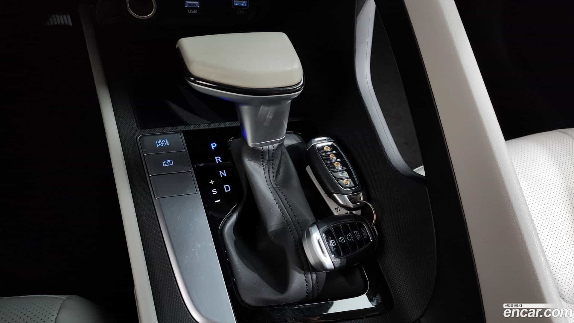 AVANTE Hyundai 2022.0-INNER-009