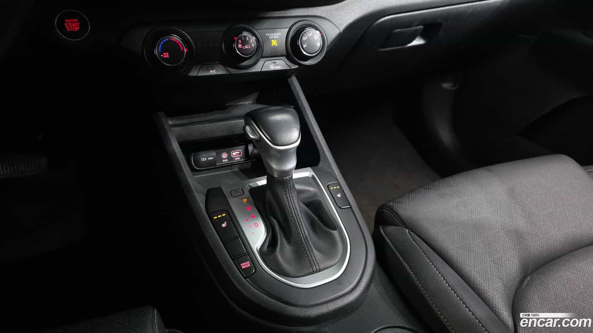 K3 Kia 2021.1-INNER-009